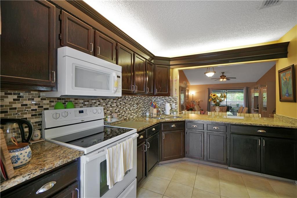 ARBOURS OF THE PALM BEACH - Residential