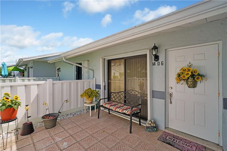 West Palm Beach: Charming 2 bed/ 2 bath + (Den/ Office), unit located in the heart of gorgeous West Palm Beach! Located in highly sought after 55+ community; Arbours of The Palm Beaches. Units here rarely come up for sale. Enjoy beautiful & relaxing garden views from your privately screened back porch. Renovated Interior. Spacious unit w/ Hurricane Shutters for protection. Washer & Dryer located inside the unit! Updated Kitchen, Bathrooms, Flooring, appliances, & more. Master bedroom has walk-in closet. There is plenty of guest parking available for visitors. Enjoy plenty of amenities such as a fitness room, pool area, community room, tennis courts, pickle ball, & more! Pets under 25 lbs allowed. 700 Credit Score Required. Close to shopping, restaurants, Beaches, Downtown Palm Beach & more