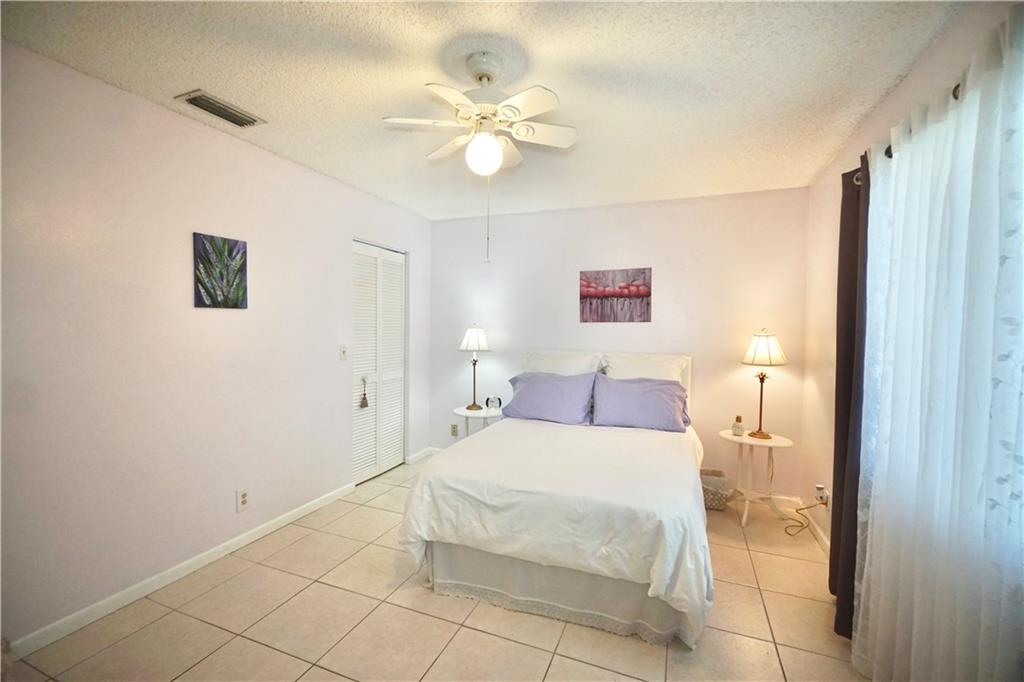 ARBOURS OF THE PALM BEACH - Residential