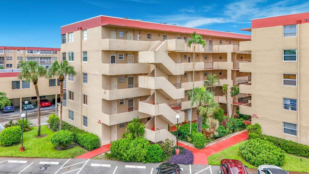 Photo of 410 NW 68th Avenue #301, Plantation, FL 33317 (MLS # B26059500)