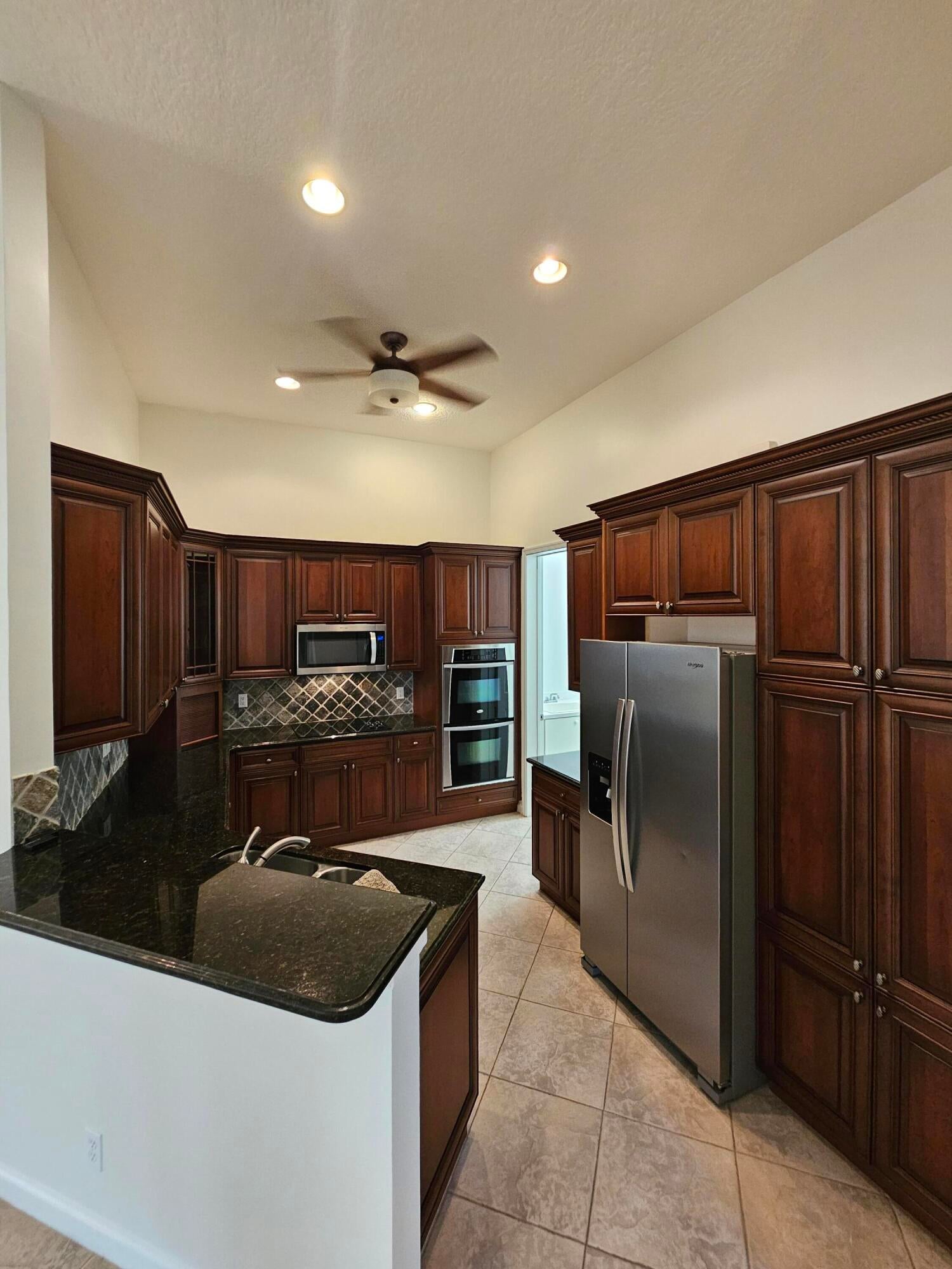 121 PALMFIELD Way