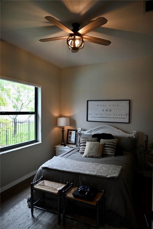 PEMBROKE SHORES - Residential