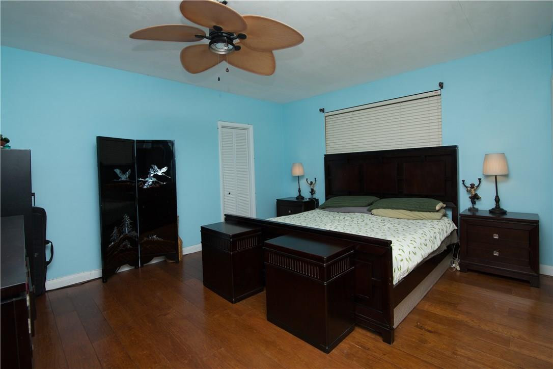 Imperial Point 3rd Sec 55 - Residential