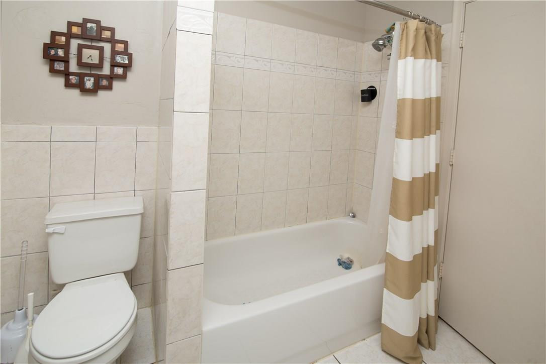 Imperial Point 3rd Sec 55 - Residential