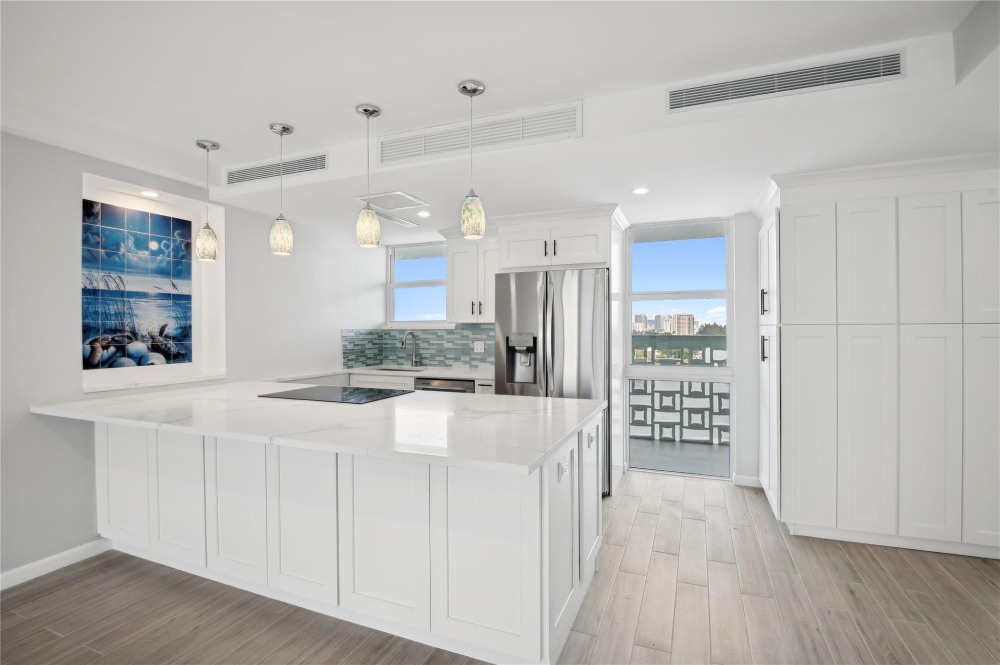1900 S Ocean Dr 905
