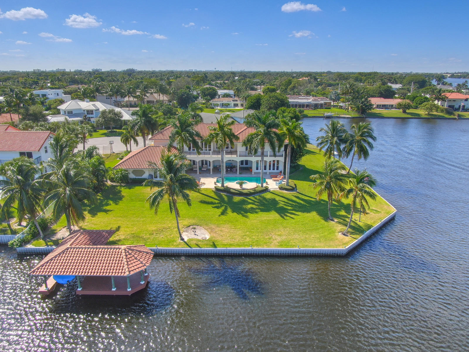 LAKE EDEN - Residential