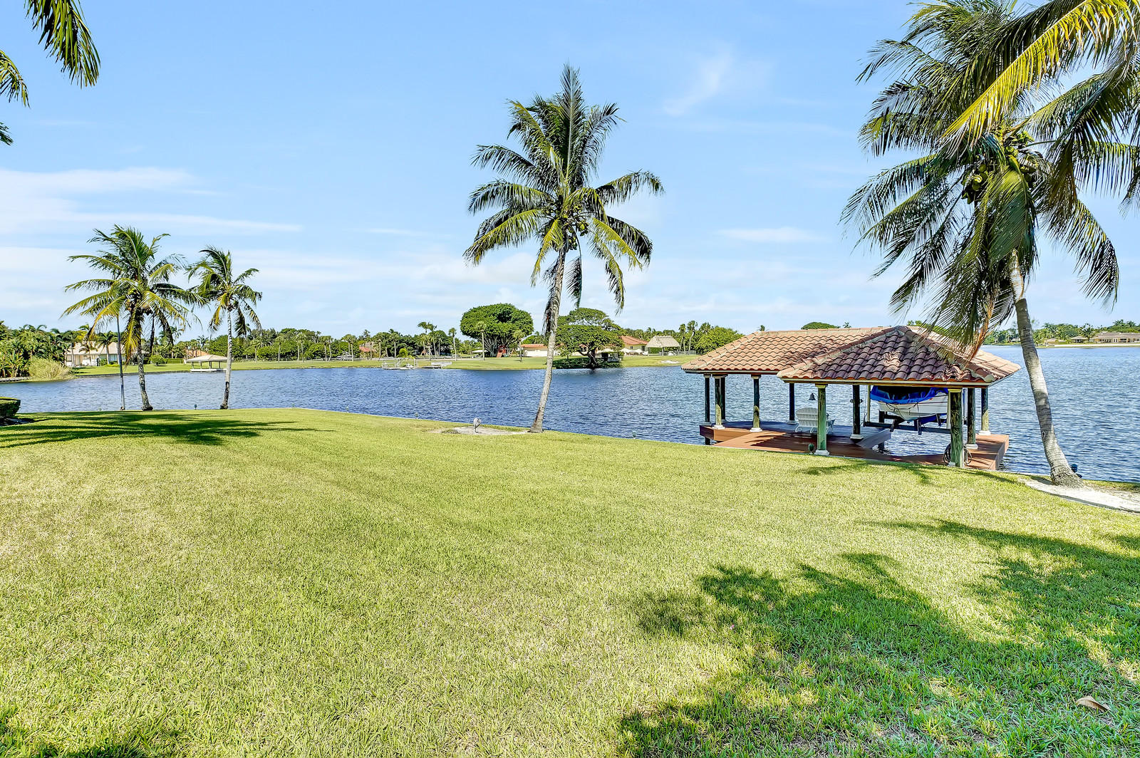 LAKE EDEN - Residential