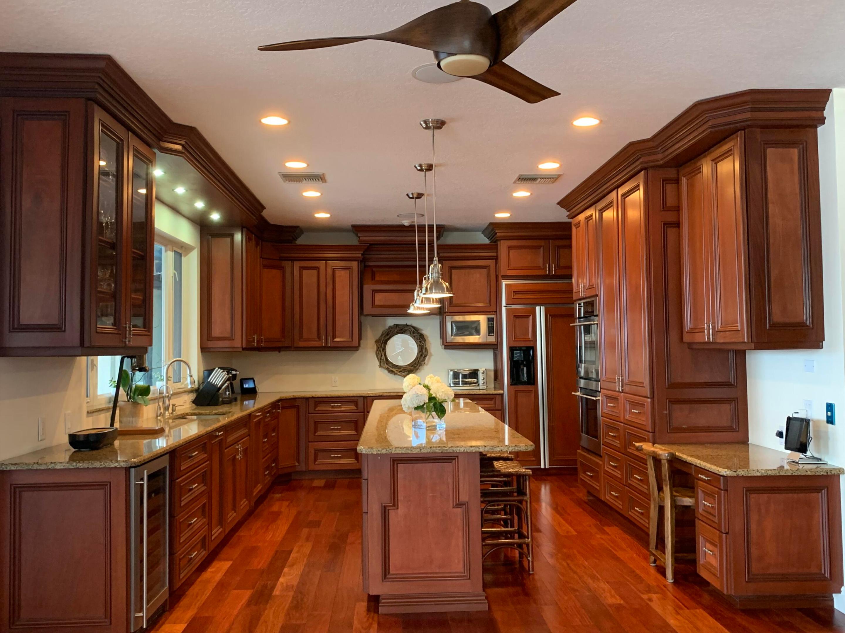 LAKE EDEN - Residential