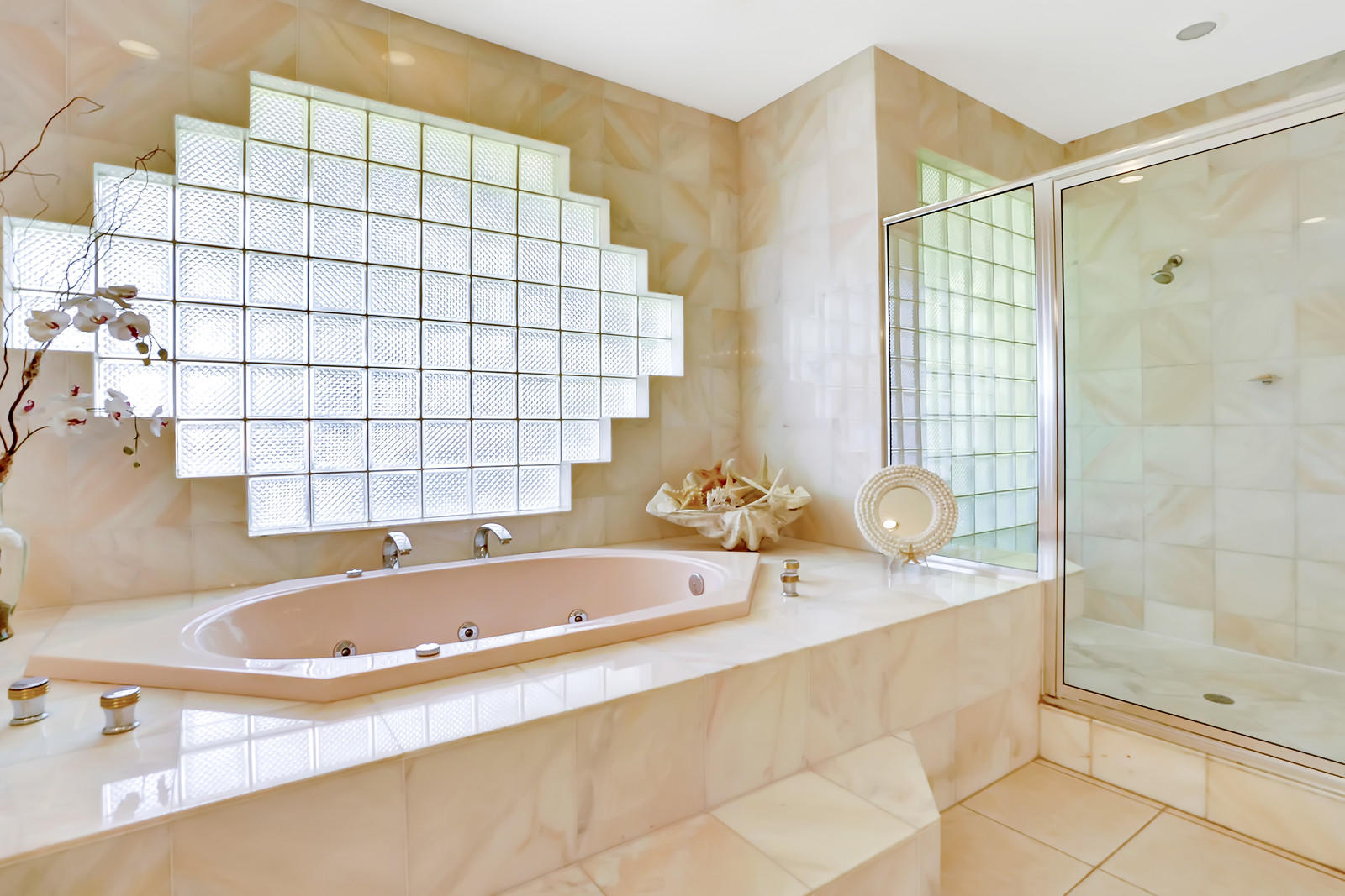 LAKE EDEN - Residential