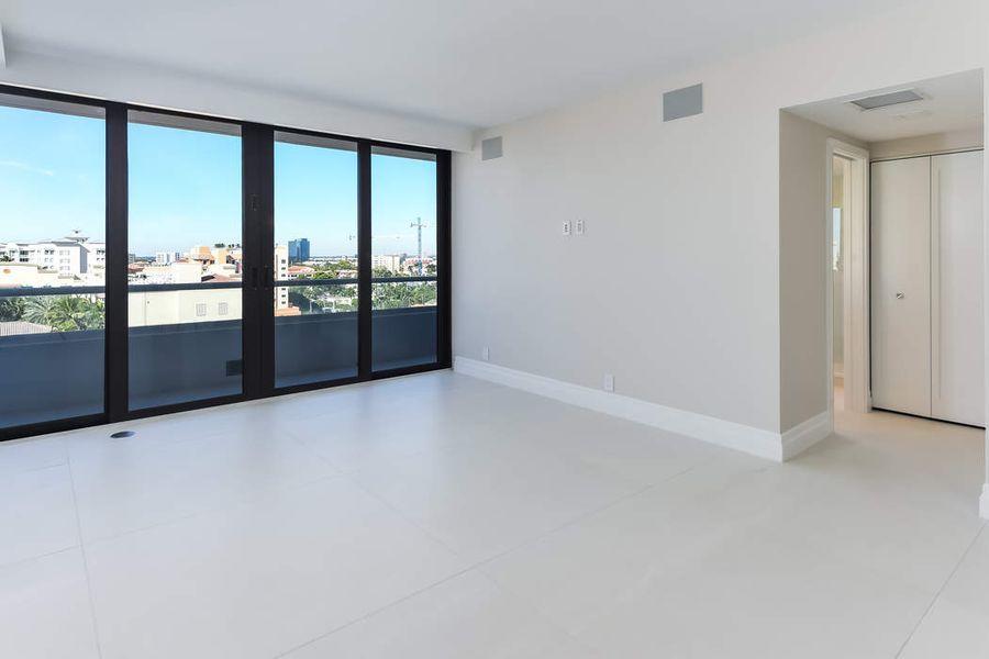 TRUMP PLAZA OF THE PALM BEACHES CONDO - Residential