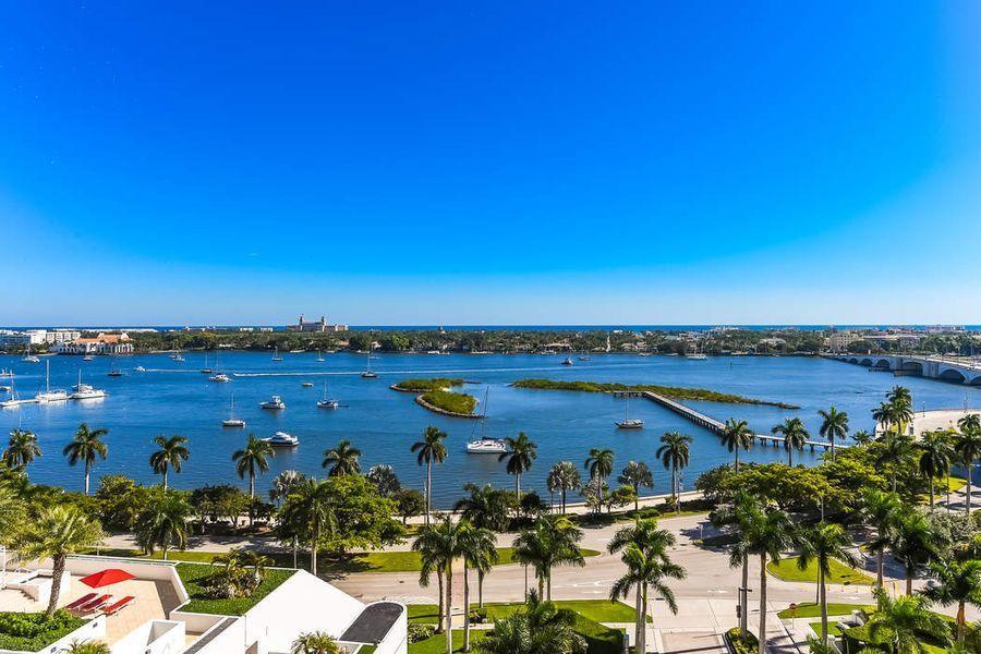 TRUMP PLAZA OF THE PALM B - Residential