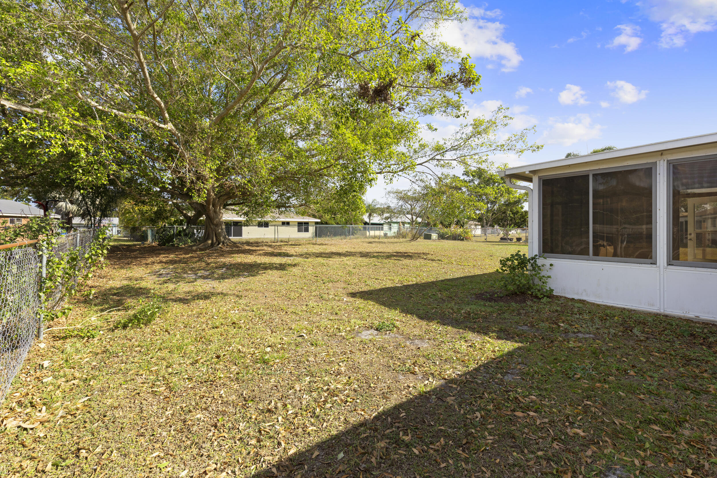 PORT ST LUCIE SECTION 42 1ST REPLAT - Residential