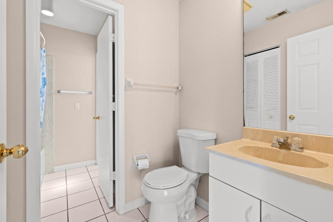 PORT ST LUCIE SECTION 42 1ST REPLAT - Residential