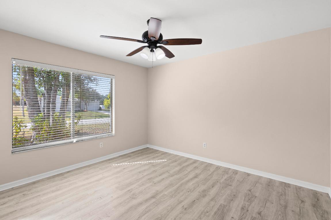 PORT ST LUCIE SECTION 42 1ST REPLAT - Residential