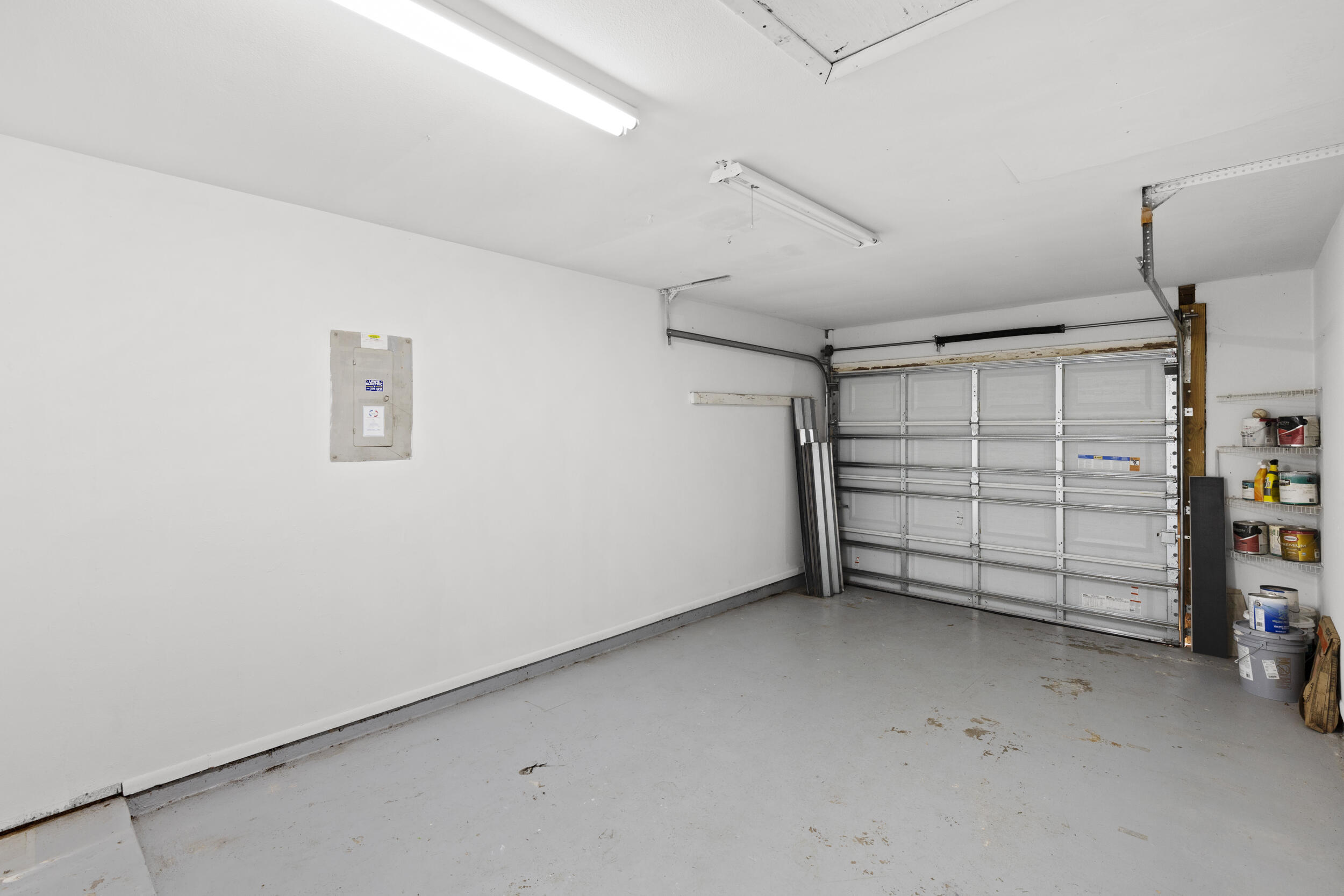 PORT ST LUCIE SECTION 42 1ST REPLAT - Residential