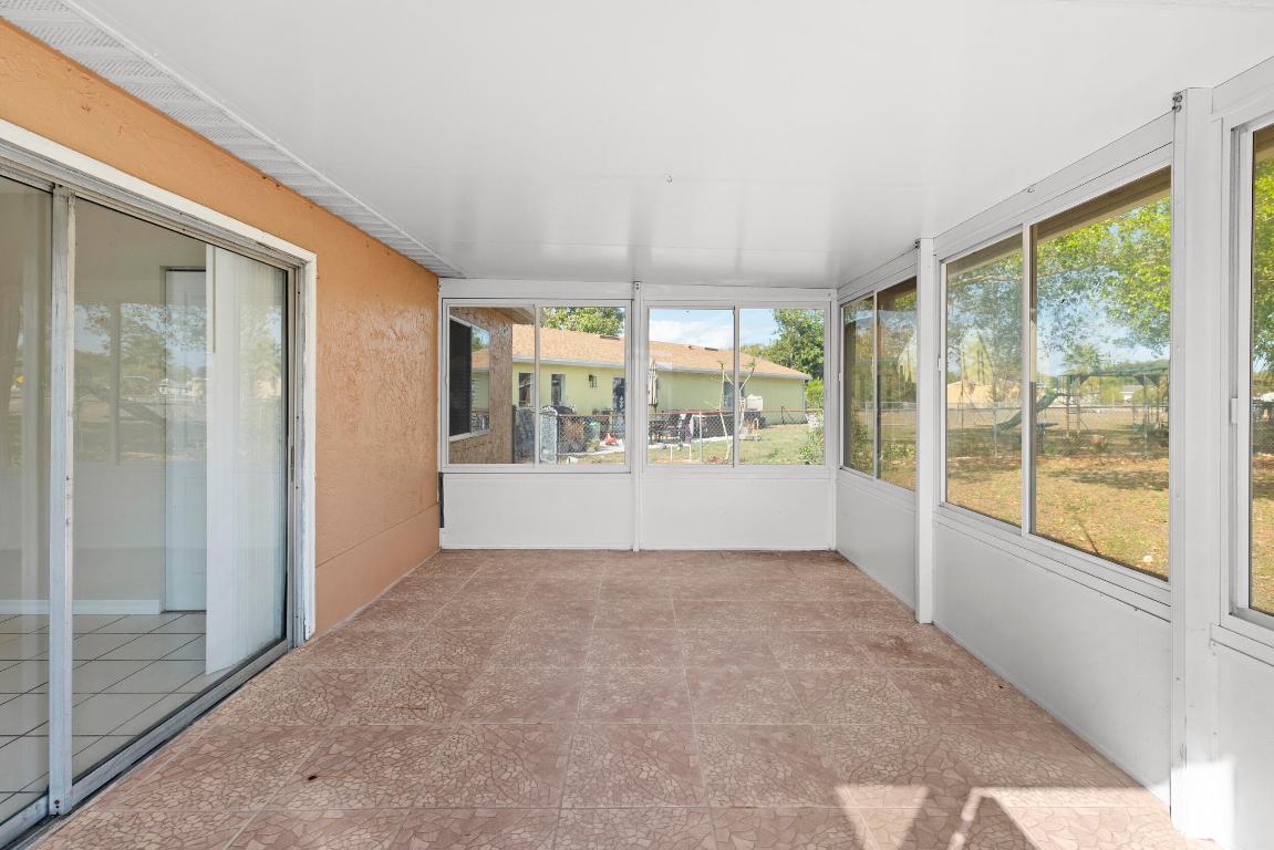 PORT ST LUCIE SECTION 42 1ST REPLAT - Residential