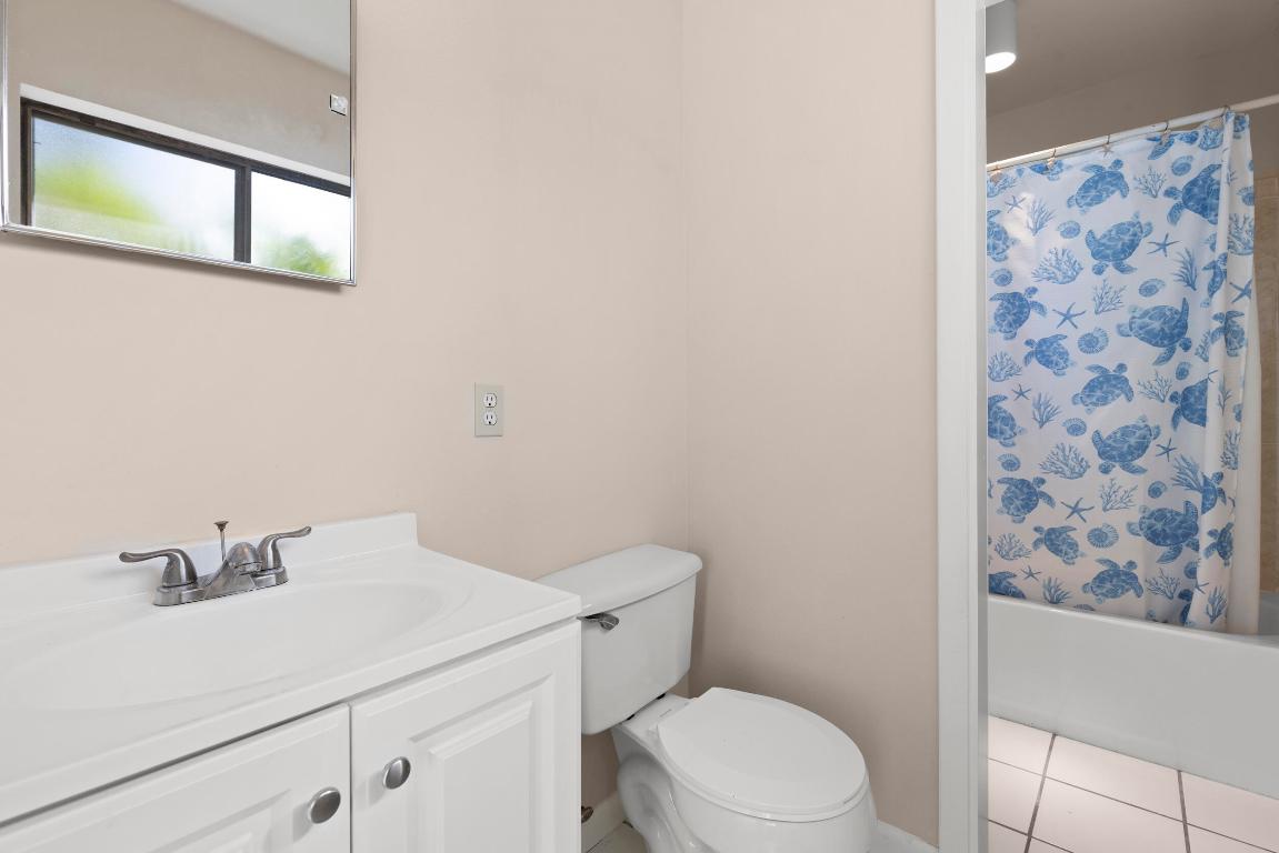 PORT ST LUCIE SECTION 42 1ST REPLAT - Residential