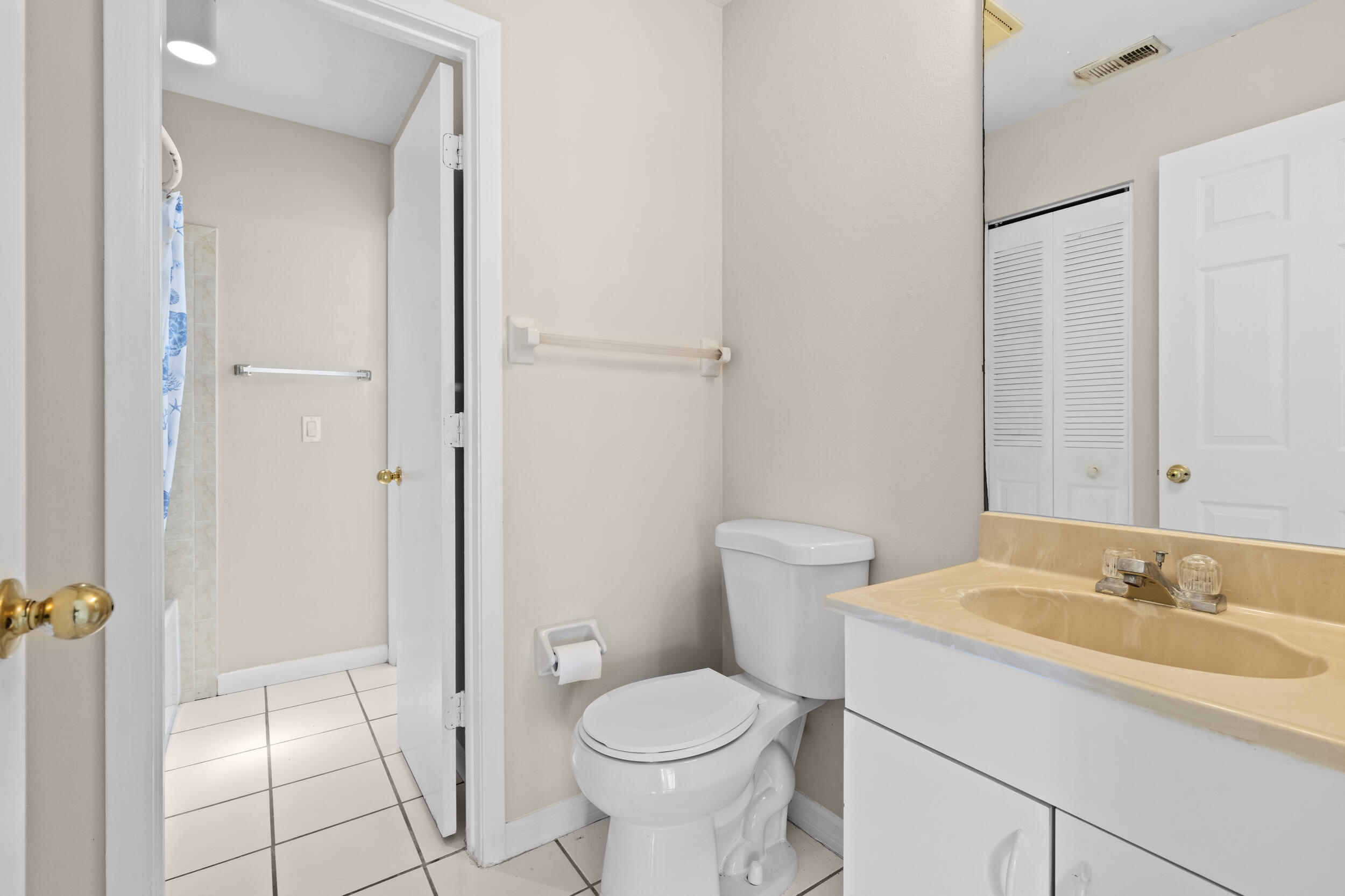 PORT ST LUCIE SECTION 42 1ST REPLAT - Residential