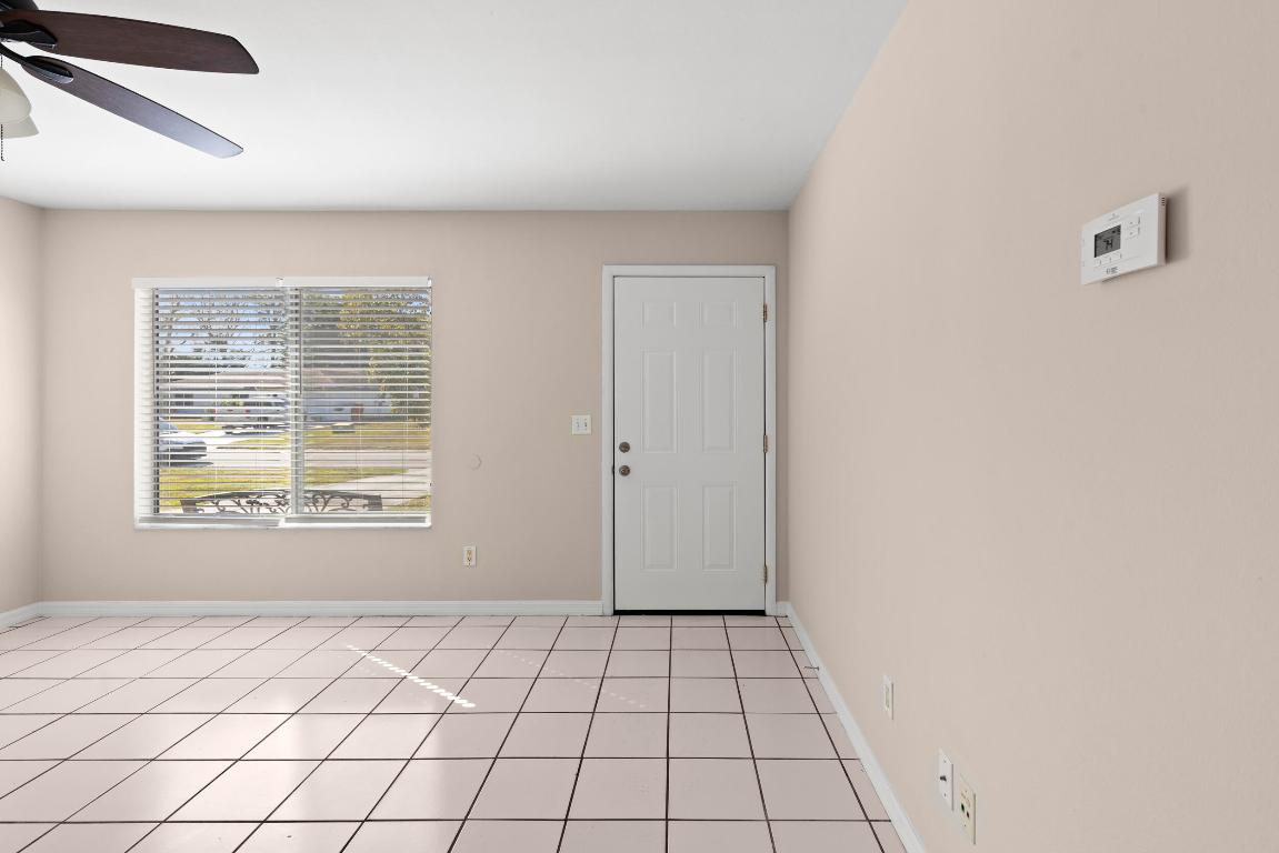 PORT ST LUCIE SECTION 42 1ST REPLAT - Residential