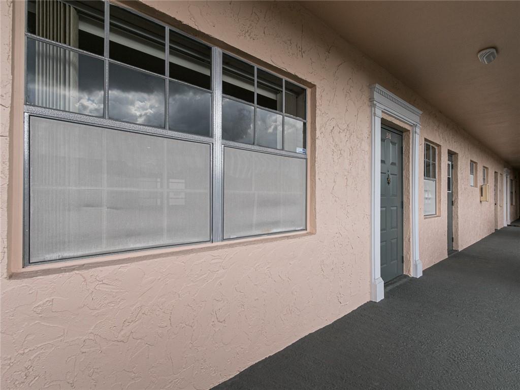 Diamond Condo - Residential