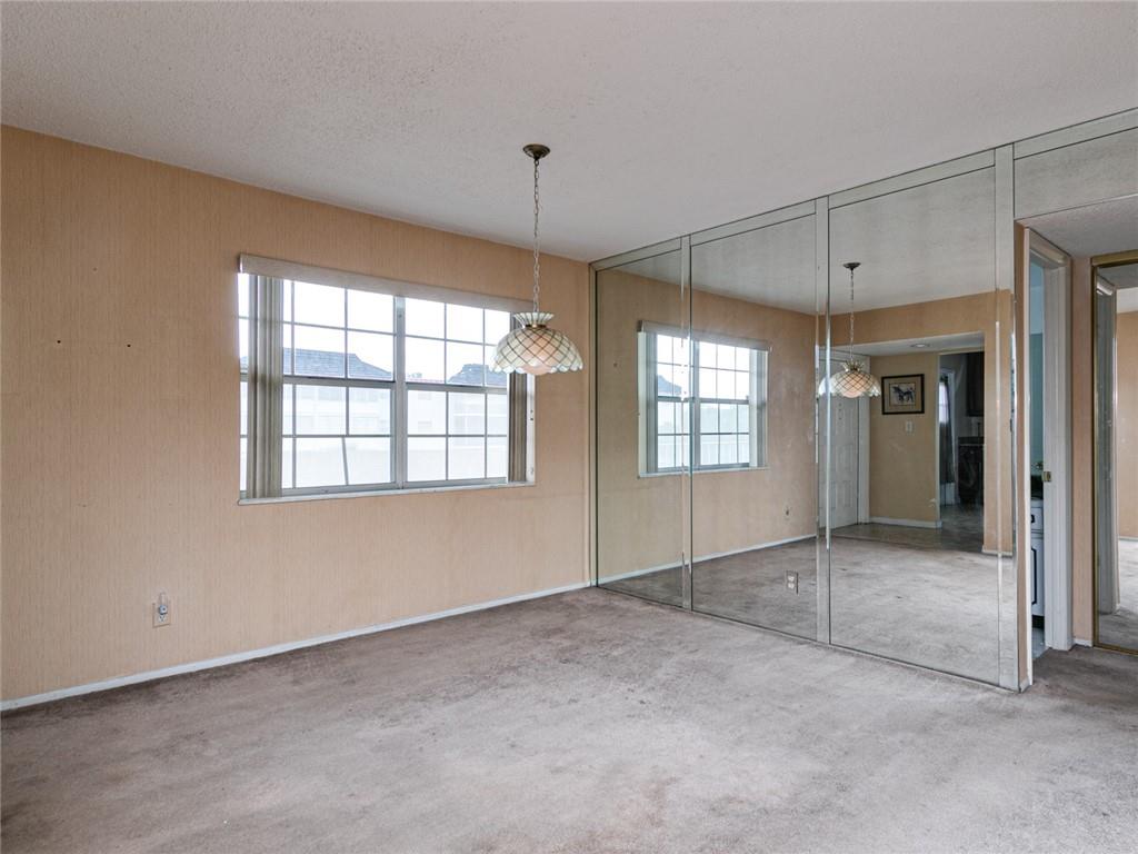 Diamond Condo - Residential