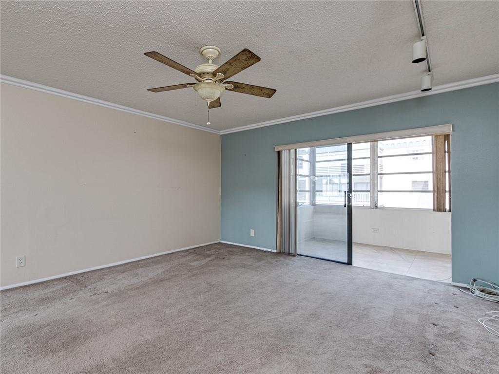 Diamond Condo - Residential