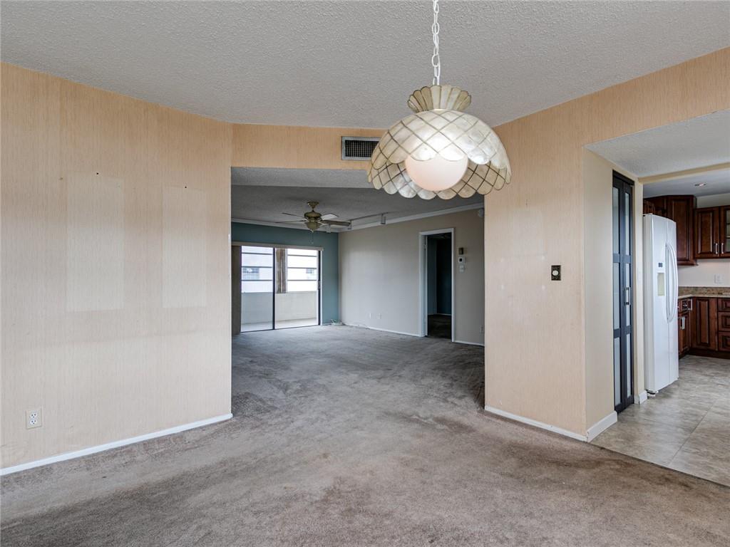 Diamond Condo - Residential