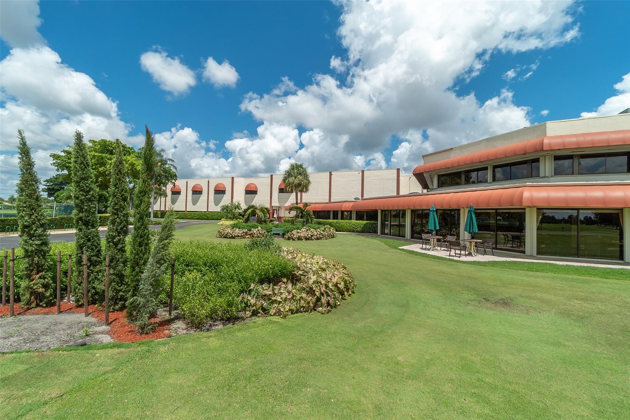 Hollybrook Golf & Tennis - Residential Lease