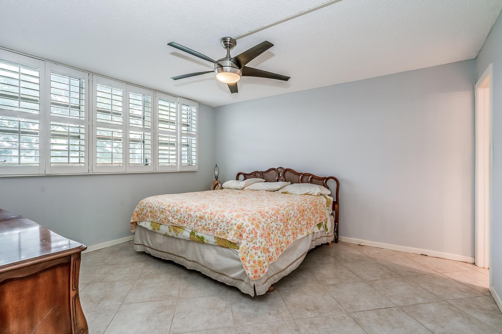 Hollybrook Golf & Tennis - Residential Lease