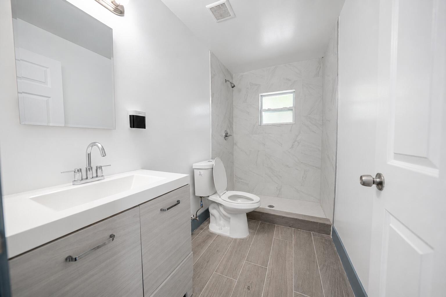 BULLARDS - Residential