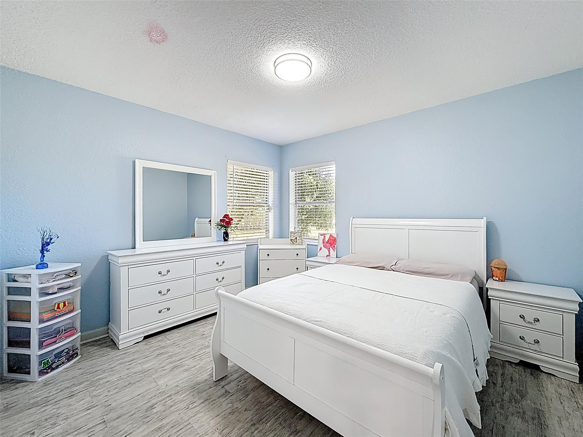 Acreage & Unrec - Residential