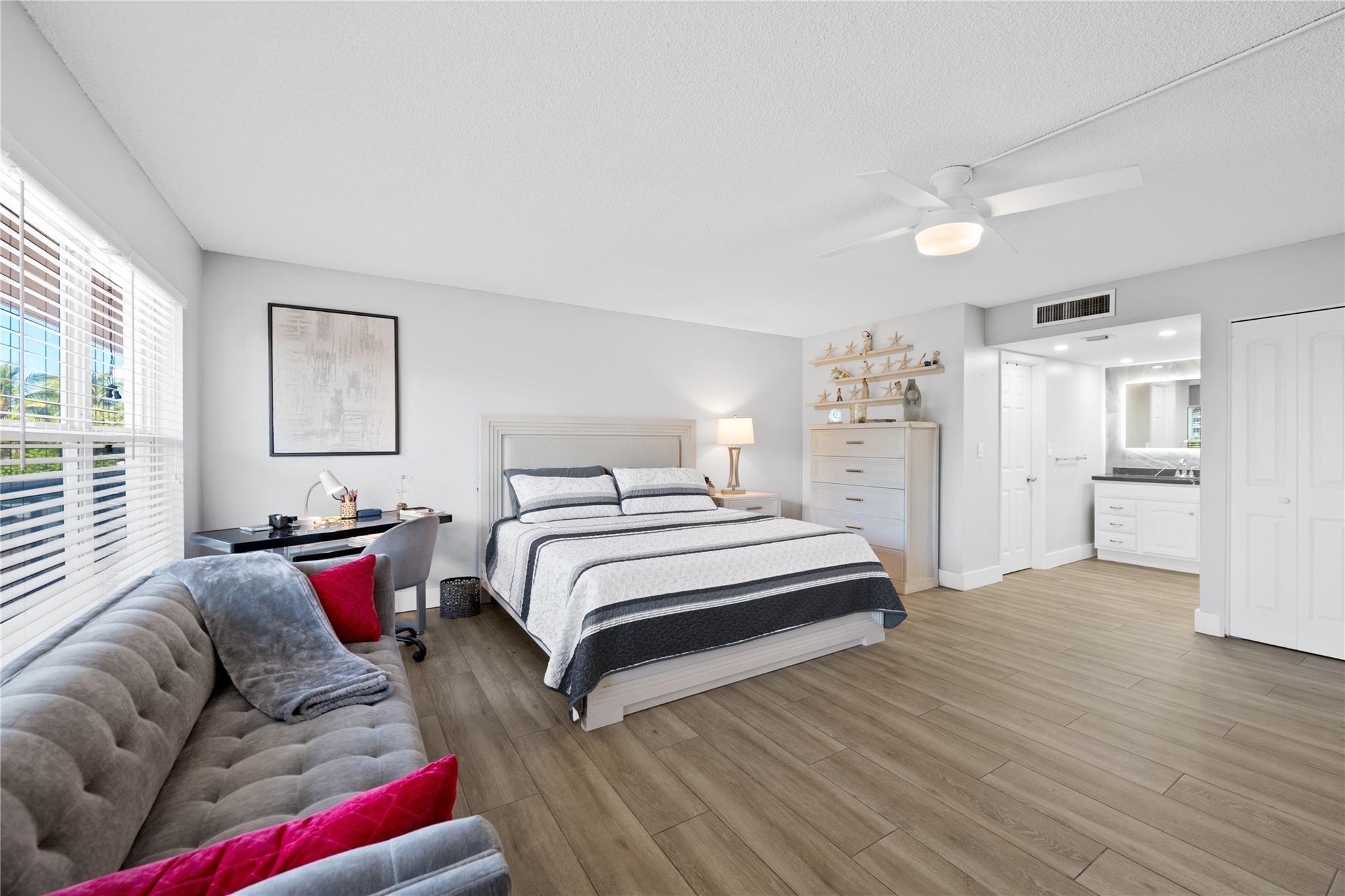 Playa Del Sol - Residential