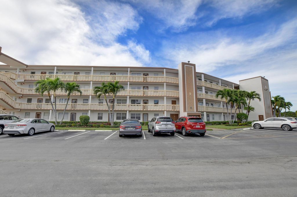 Photo of 2066 Guildford D #2066, Boca Raton, FL 33434 (MLS # R10941293)