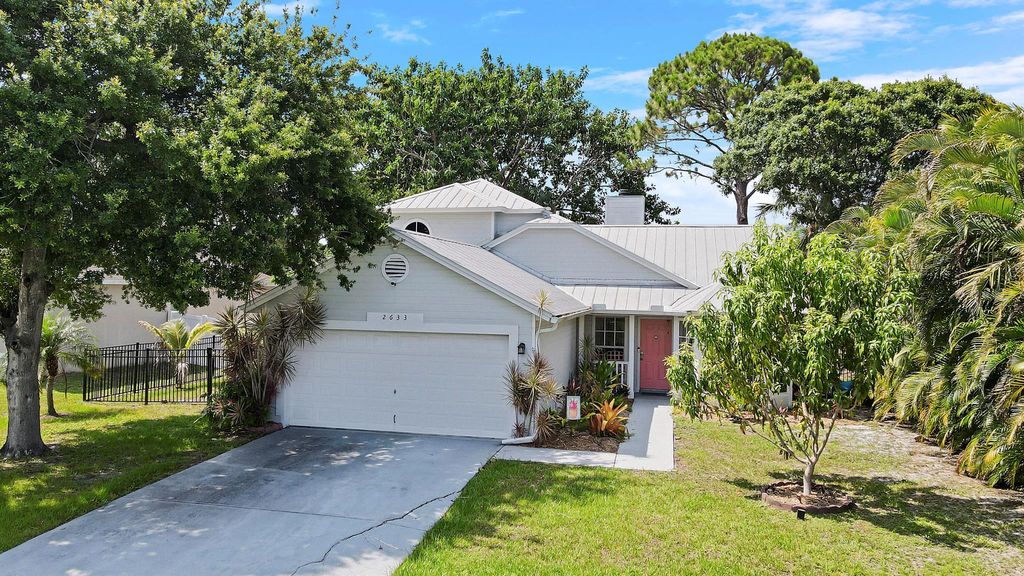 Photo of 2633 SE Export Avenue, Port Saint Lucie, FL 34952 (MLS # R11096656)