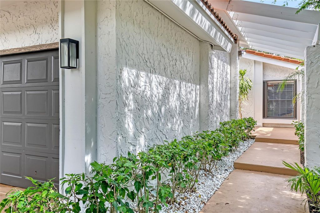 Photo of 6488 Pond Apple Road, Boca Raton, FL 33433 (MLS # F10506018)