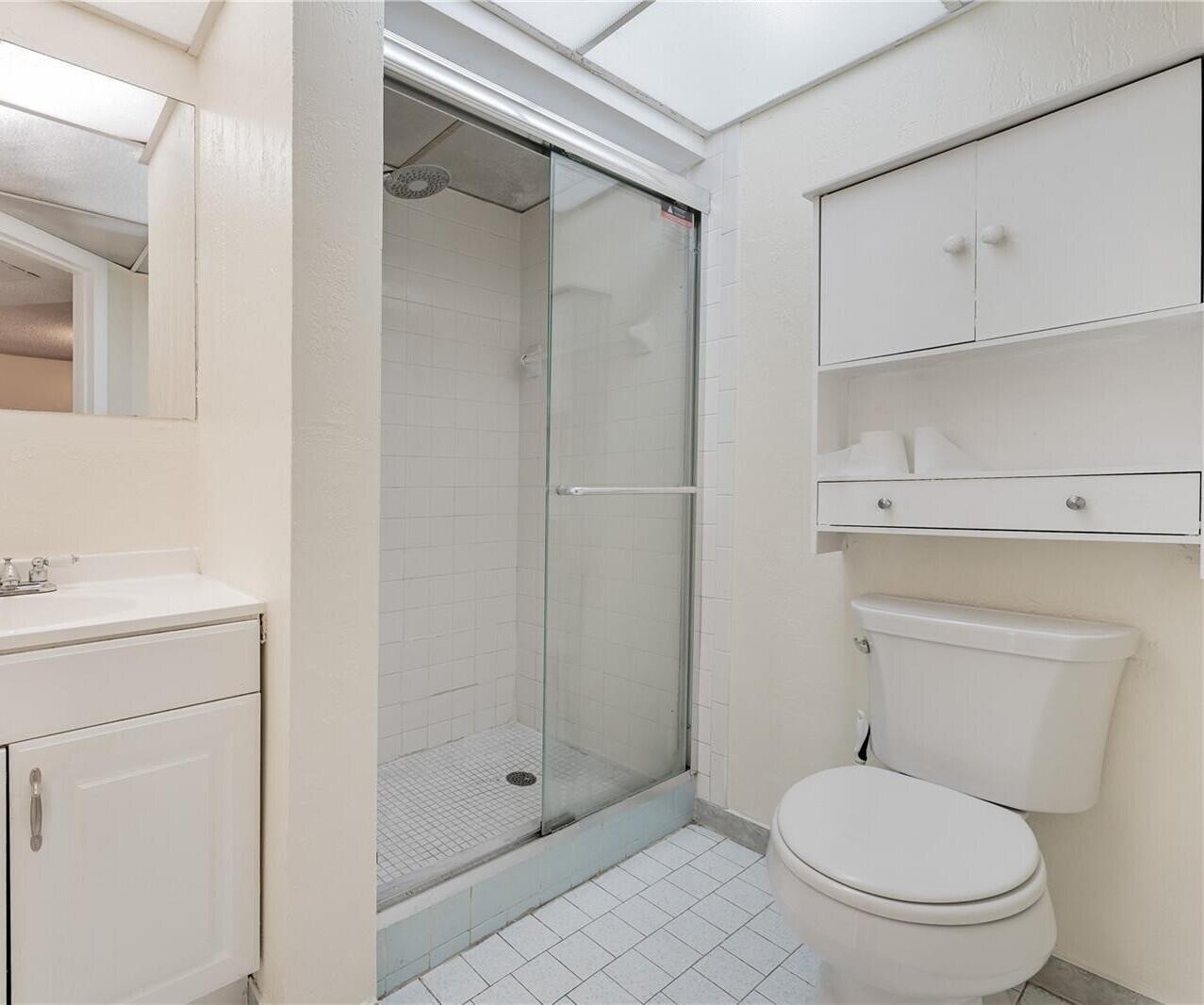 VERSAILLES GARDENS CONDO - Residential Lease