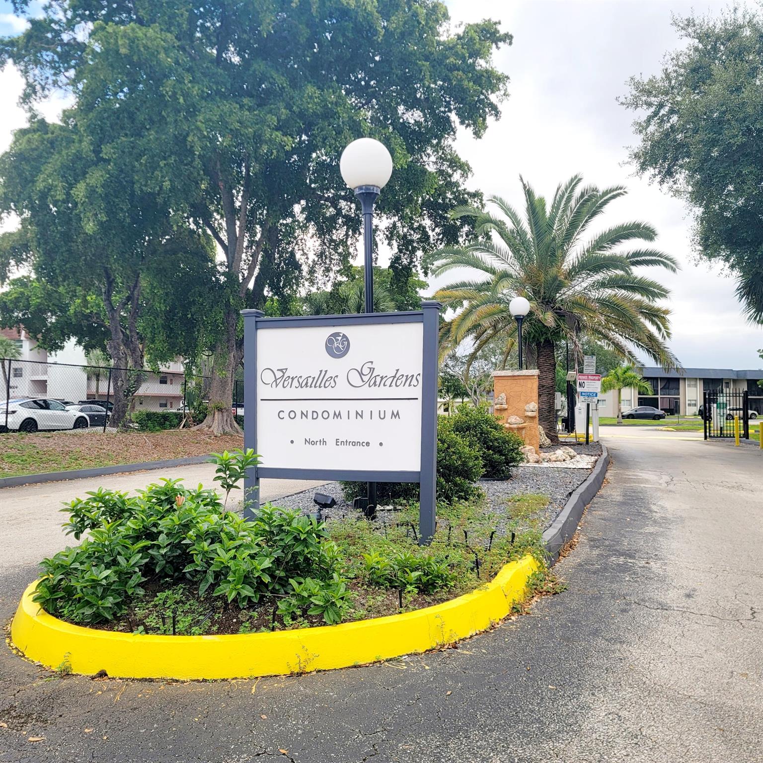 VERSAILLES GARDENS CONDO - Residential Lease