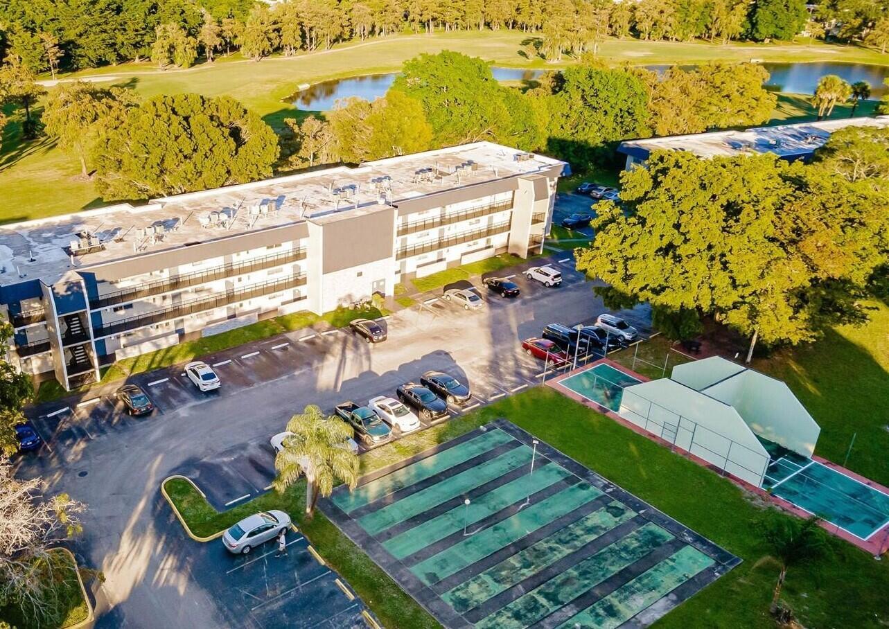 VERSAILLES GARDENS CONDO - Residential Lease