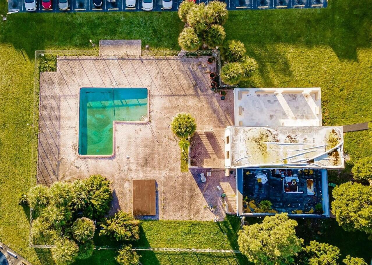 VERSAILLES GARDENS CONDO - Residential Lease