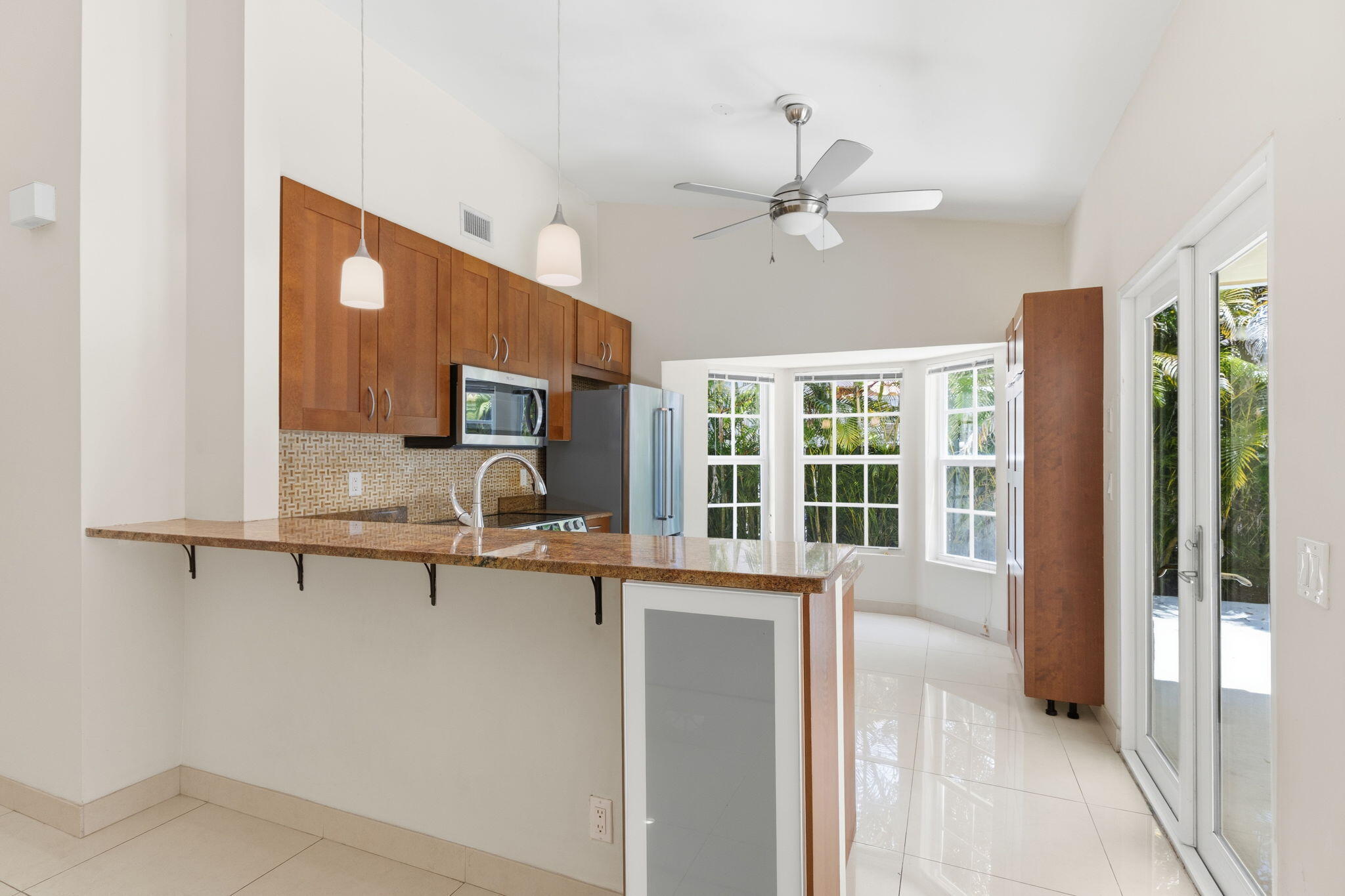 COUNTRY ISLES GARDEN HOMES - Residential