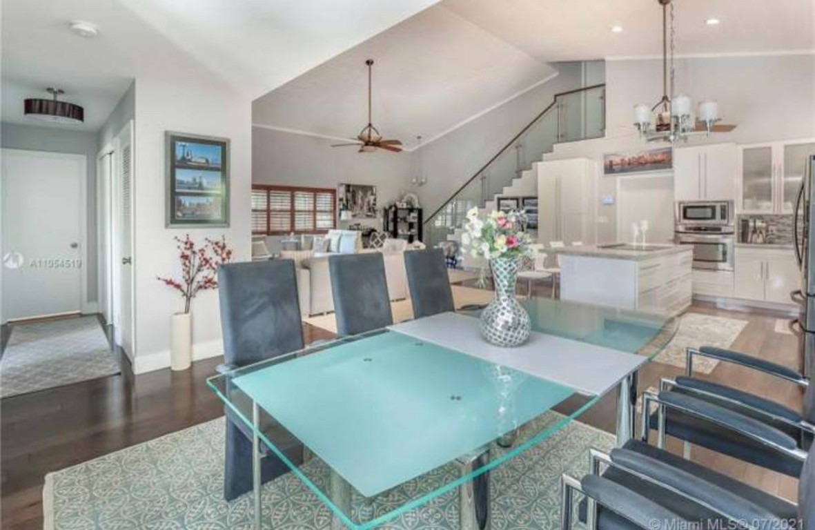 Hollywood 1-21 B - Residential