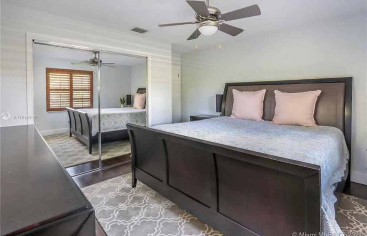 Hollywood 1-21 B - Residential