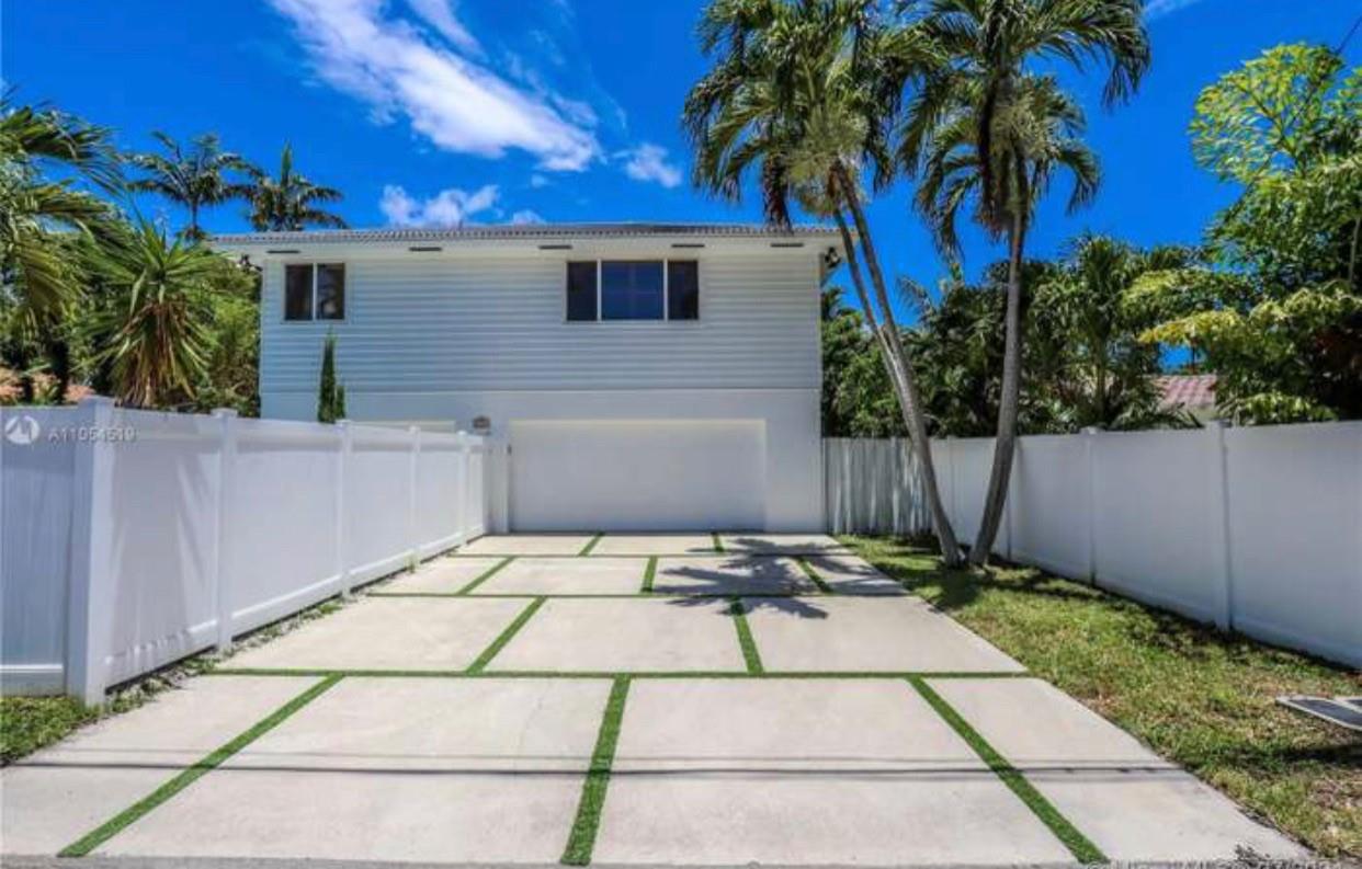 Hollywood 1-21 B - Residential