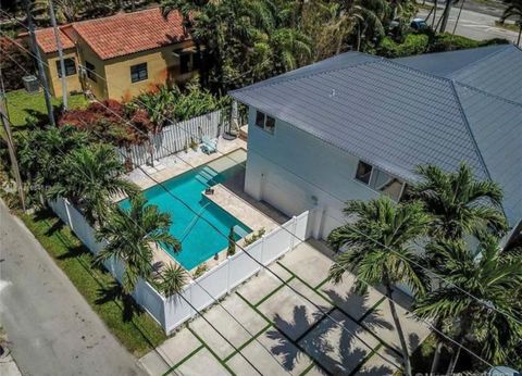 1550 Tyler St Hollywood FL 33020
