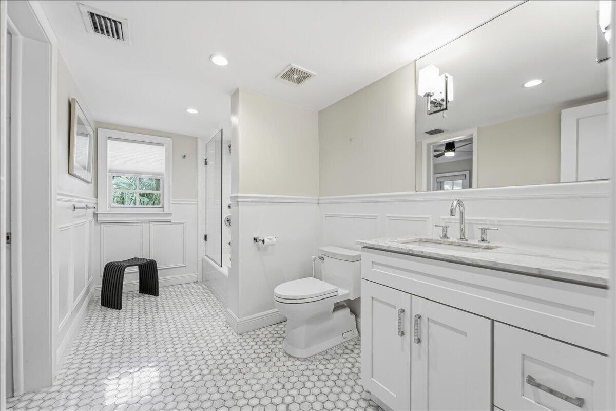 Las Olas Park Corr 6-12 B - Residential Lease