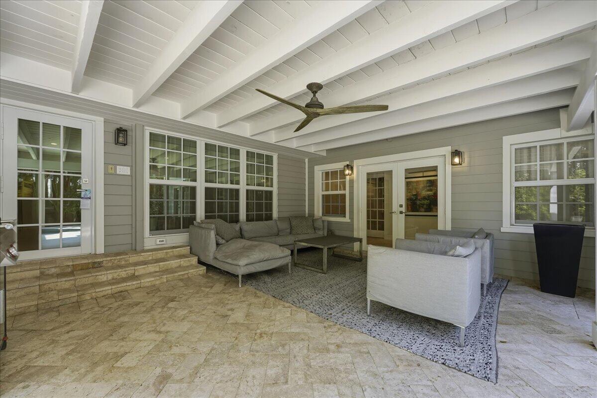 Las Olas Park Corr 6-12 B - Residential Lease