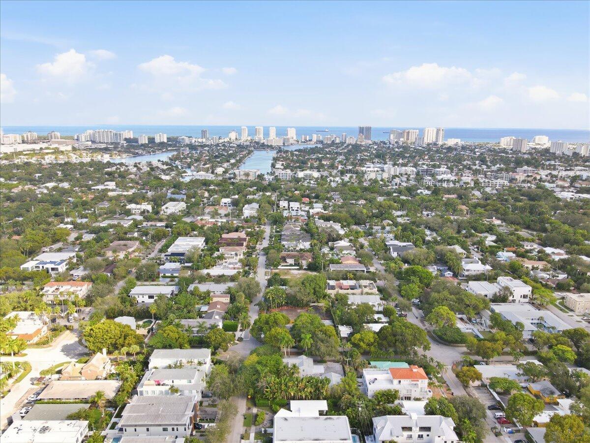 Las Olas Park Corr 6-12 B - Residential Lease