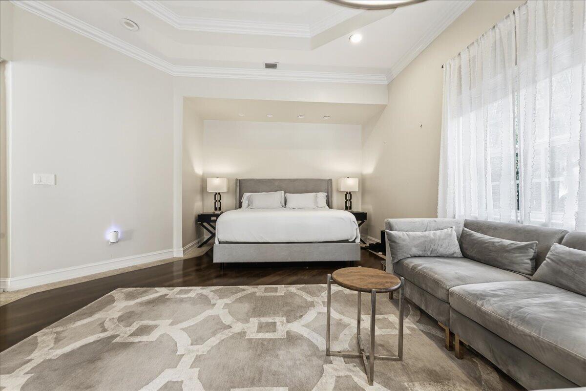 Las Olas Park Corr 6-12 B - Residential Lease