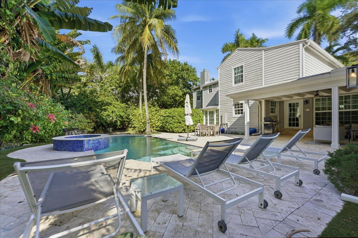 Las Olas Park Corr 6-12 B - Residential Lease