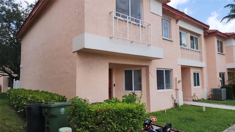 Townhouse in Pembroke Pines FL 802 208th Ter Ter.jpg